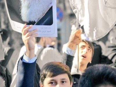 نگارستان ایران متحد و همدل علیه استکبارستیزی